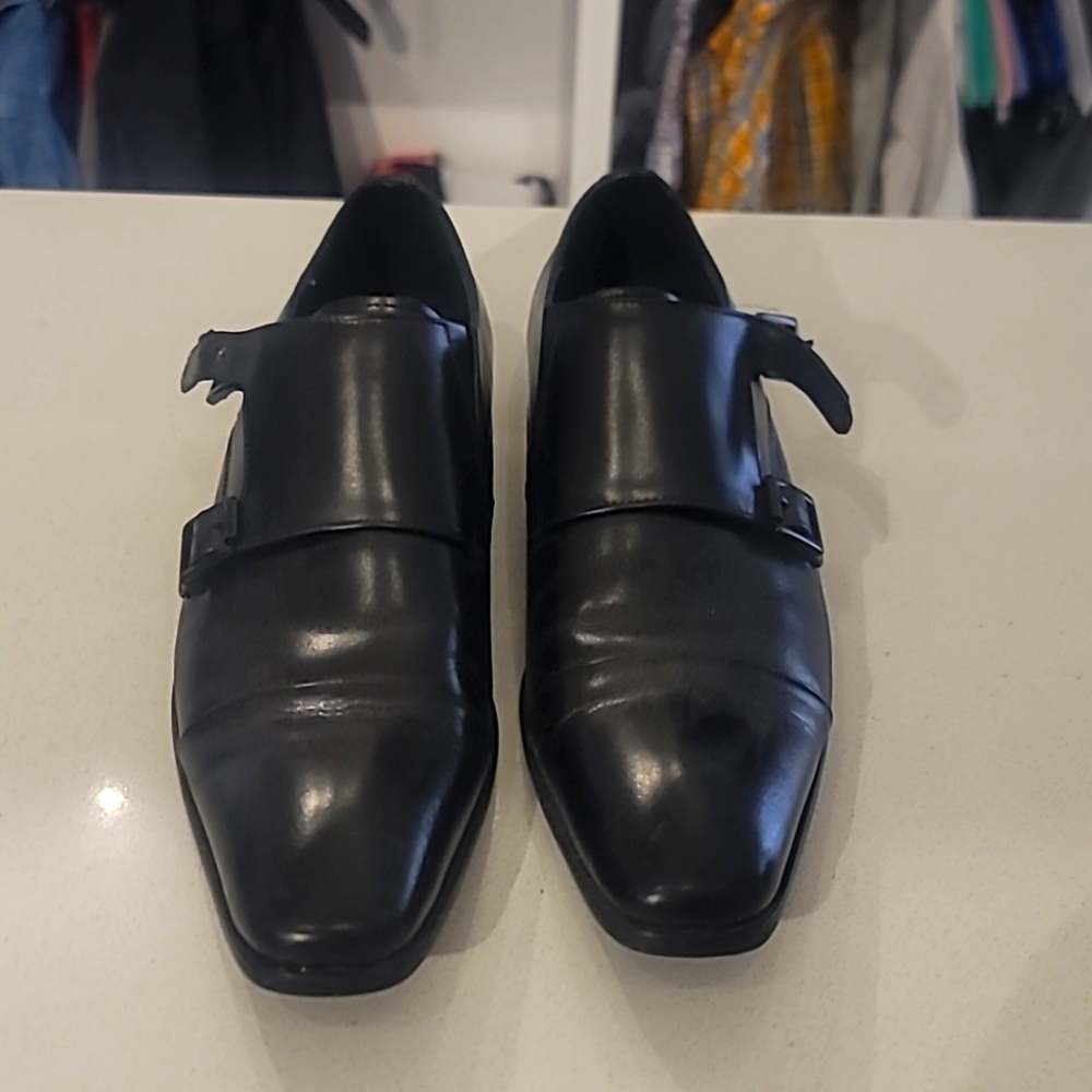Kenneth Cole shoes